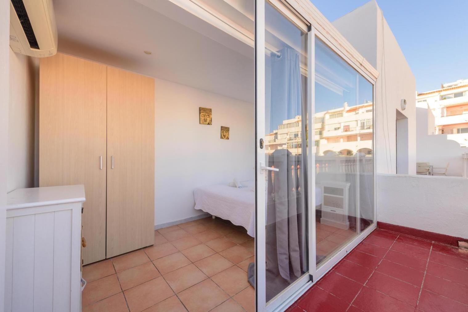 Jacaranda Apartments & Studios Es Cana Rum bild