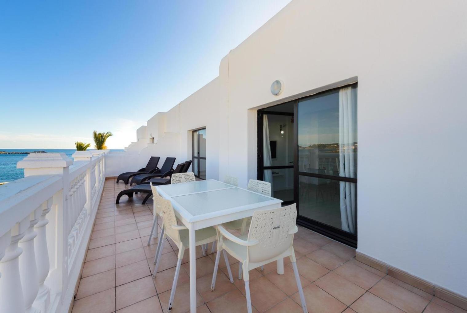 Jacaranda Apartments & Studios Es Cana Rum bild